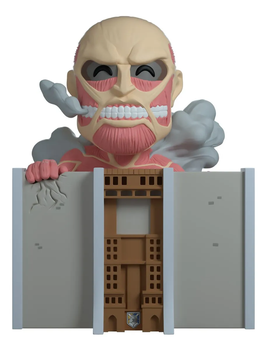 Figura youtoooz titan colosal vista frontal